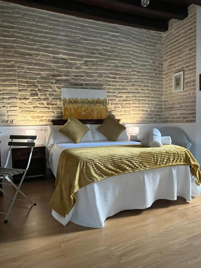 Clarisas Suites Καρμόνα Εξωτερικό φωτογραφία